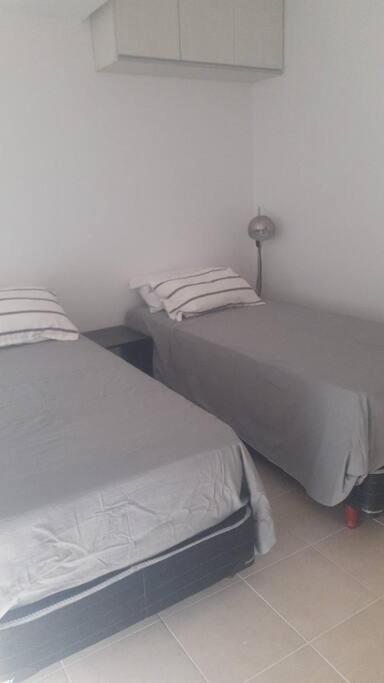Departamento Calle Mendoza Albus -Acceso Rapido Ruta 22 罗卡将军镇 外观 照片